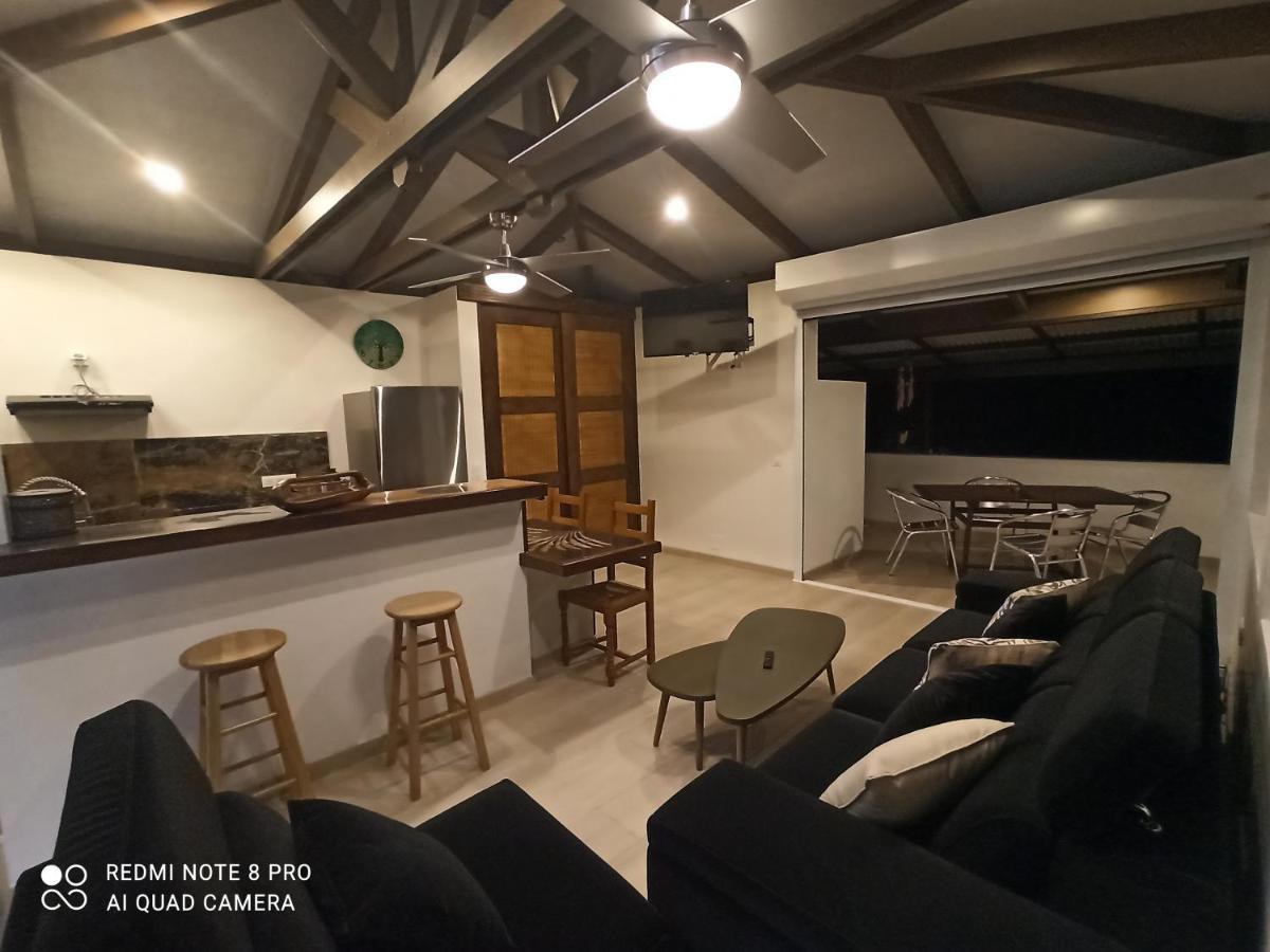 La Maison Du Voyage Tevaitoa Buitenkant foto